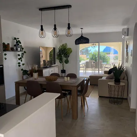 Daenerys - Azulenacalpe וילה *