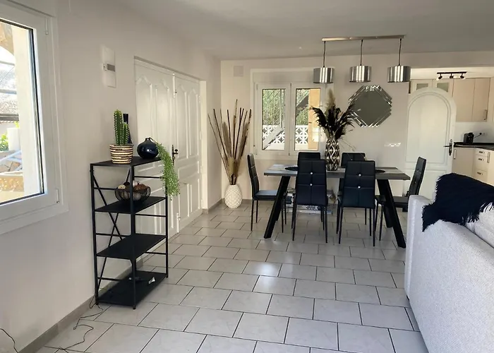 Daenerys - Azulenacalpe *