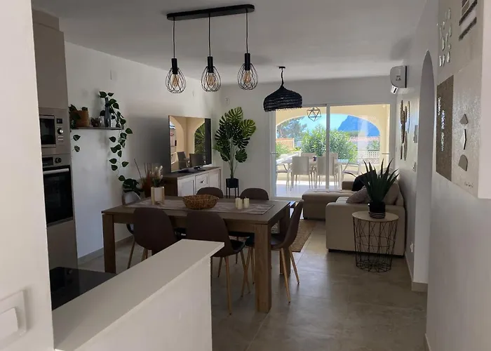 Daenerys - Azulenacalpe Villa *